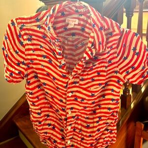 Kids American flag short sleeve button up shirt. Size L 10/12